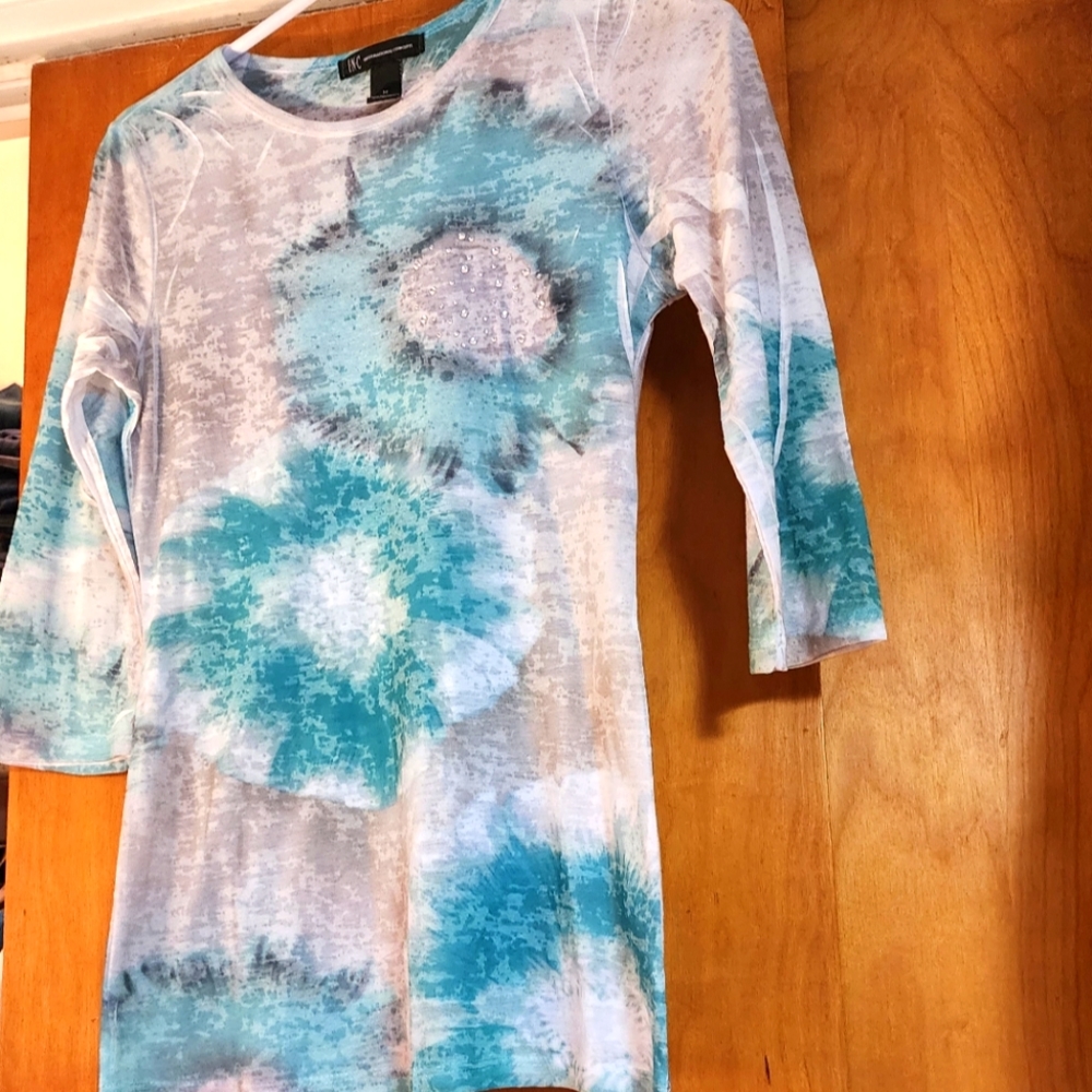 INC 3/4 sleeve top